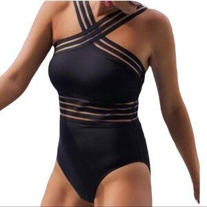 ❗️ One piece criss cross front swim -new